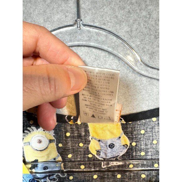 Despicable Me‎ Scrub Top Women's 3X Black Printed Cotton V-Neck Pockets Pullover - Picture 6 of 10